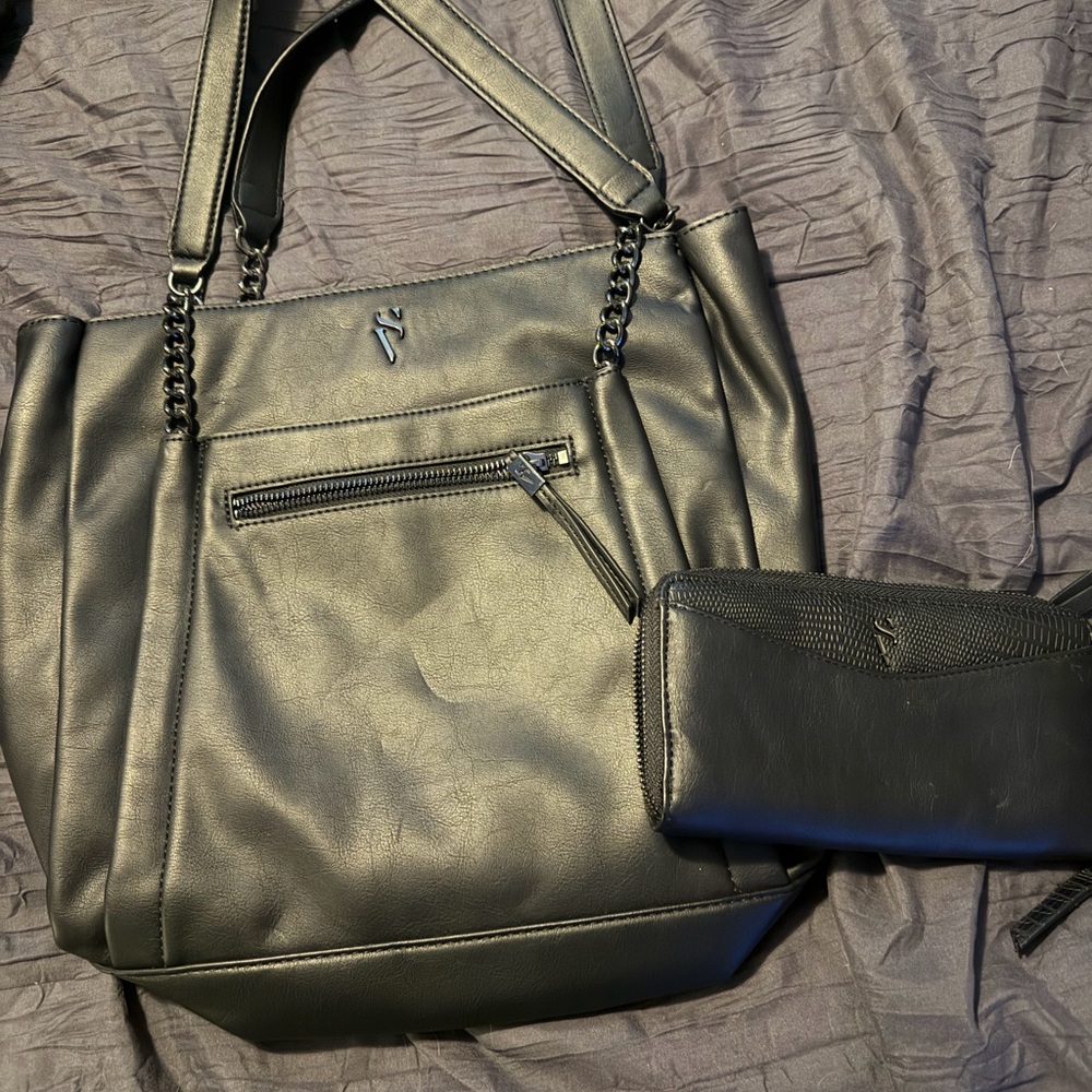 Stylish Black Handbag and Wallet Set
